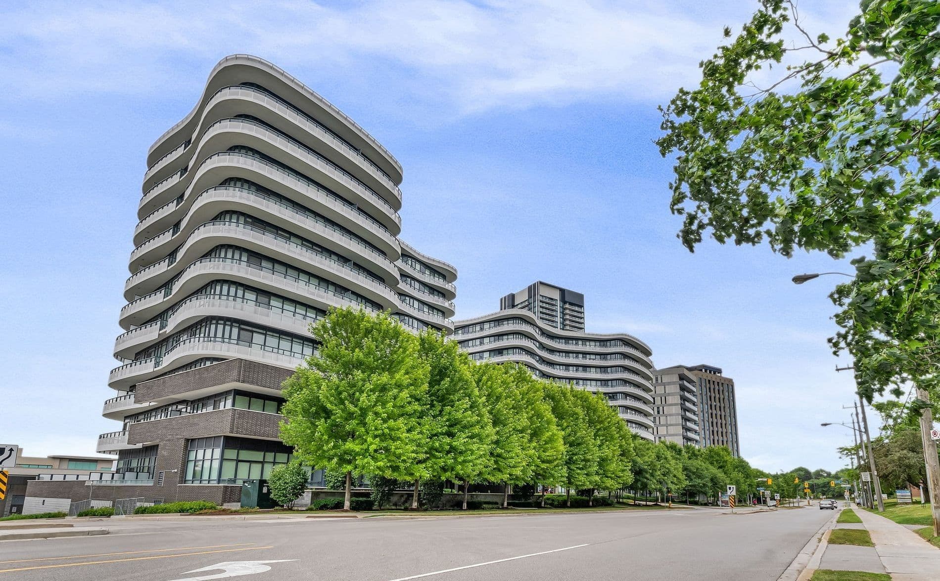 99 The Donway Way W 517, Toronto C13, ON M3C 0N8