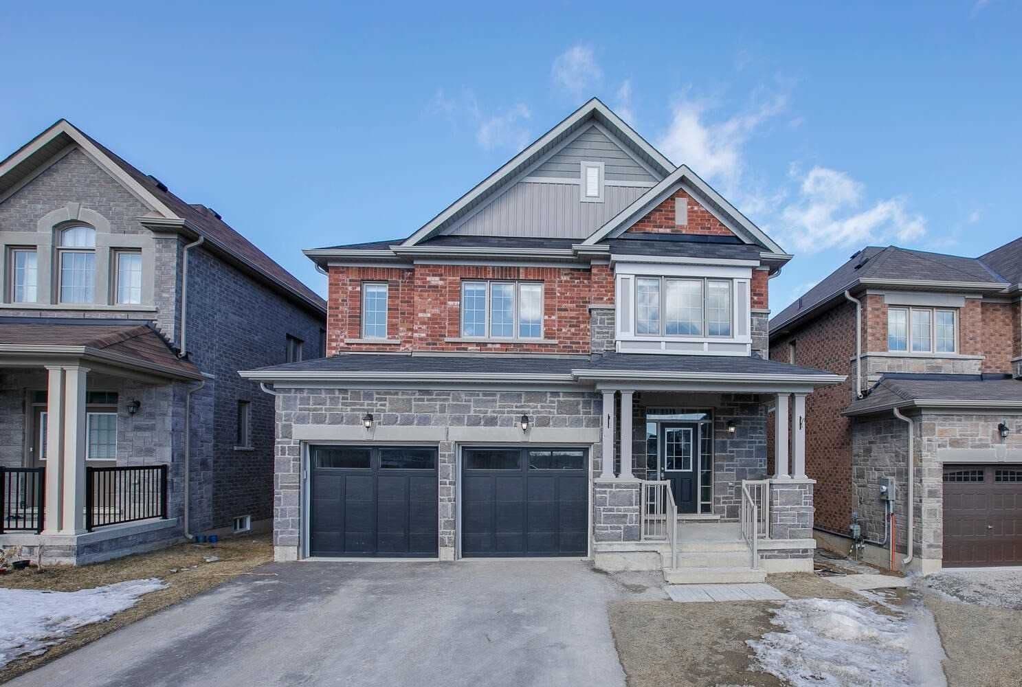 80 Robb Thompson Road, East Gwillimbury, ON L0G 1M0
