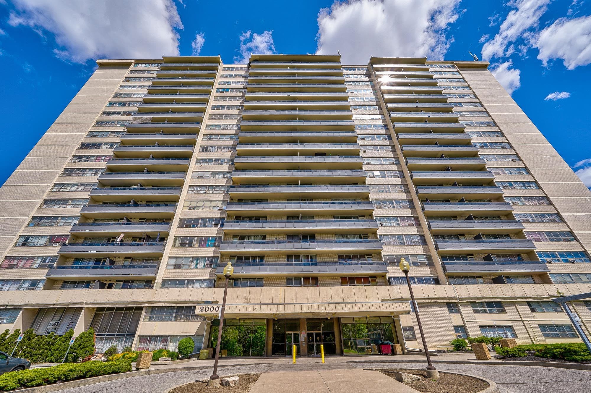 2000 Sheppard Avenue W 1208, Toronto W05, ON M3N 1A2