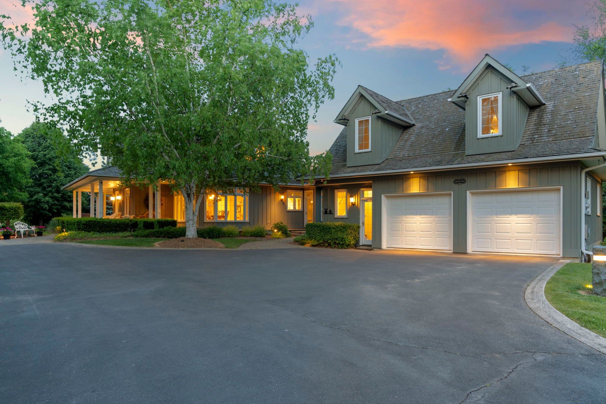 402 Progreston Road, Hamilton, ON L0R 1H1