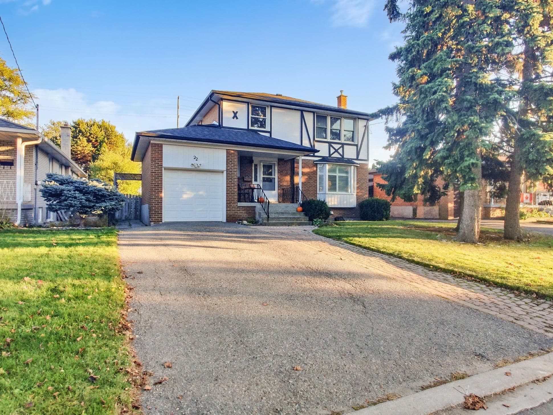22 Chestnut Avenue, Brampton, ON L6X 2A5