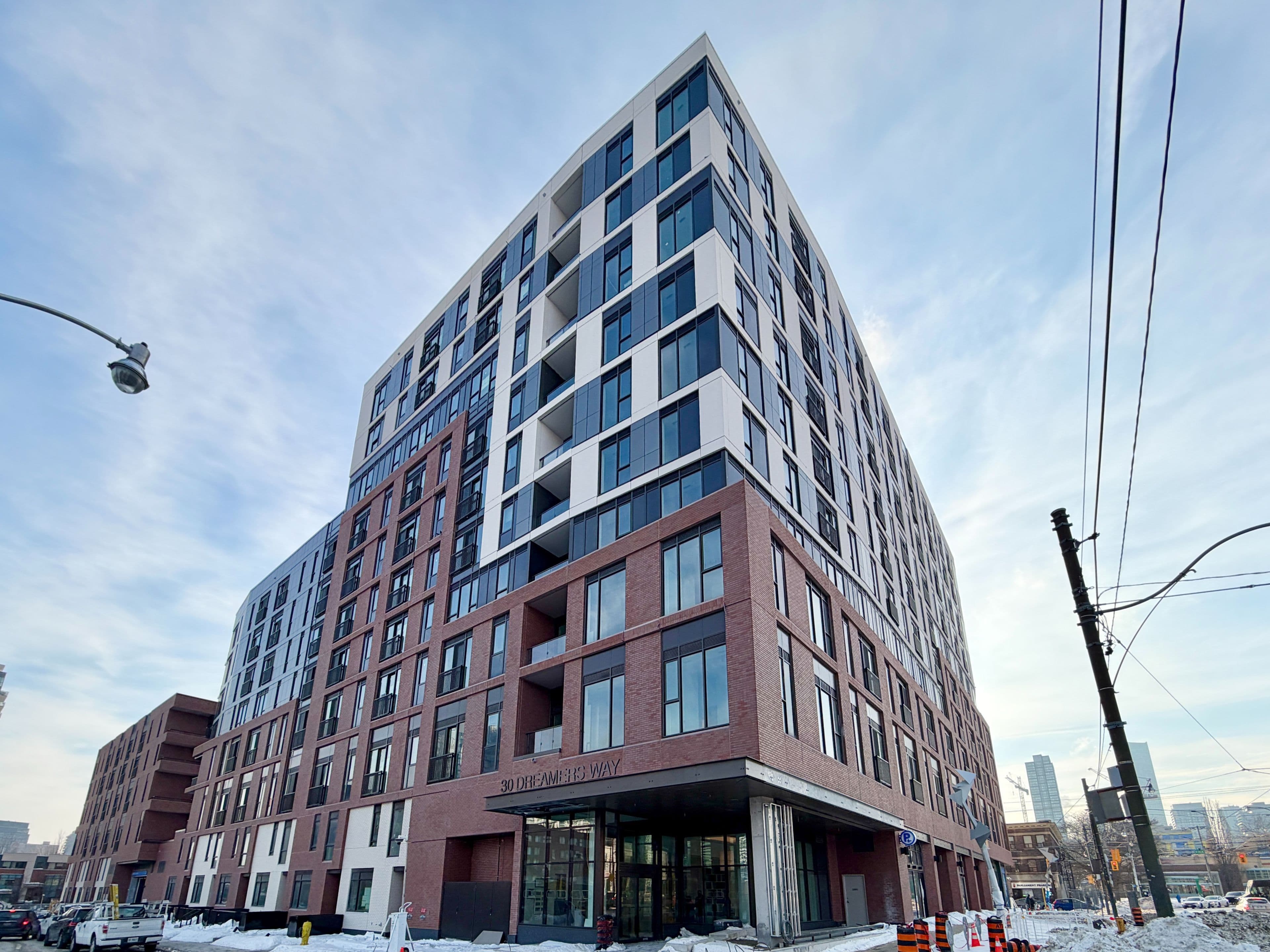 30 Dreamers Way 561, Toronto C08, ON M5A 0Y7