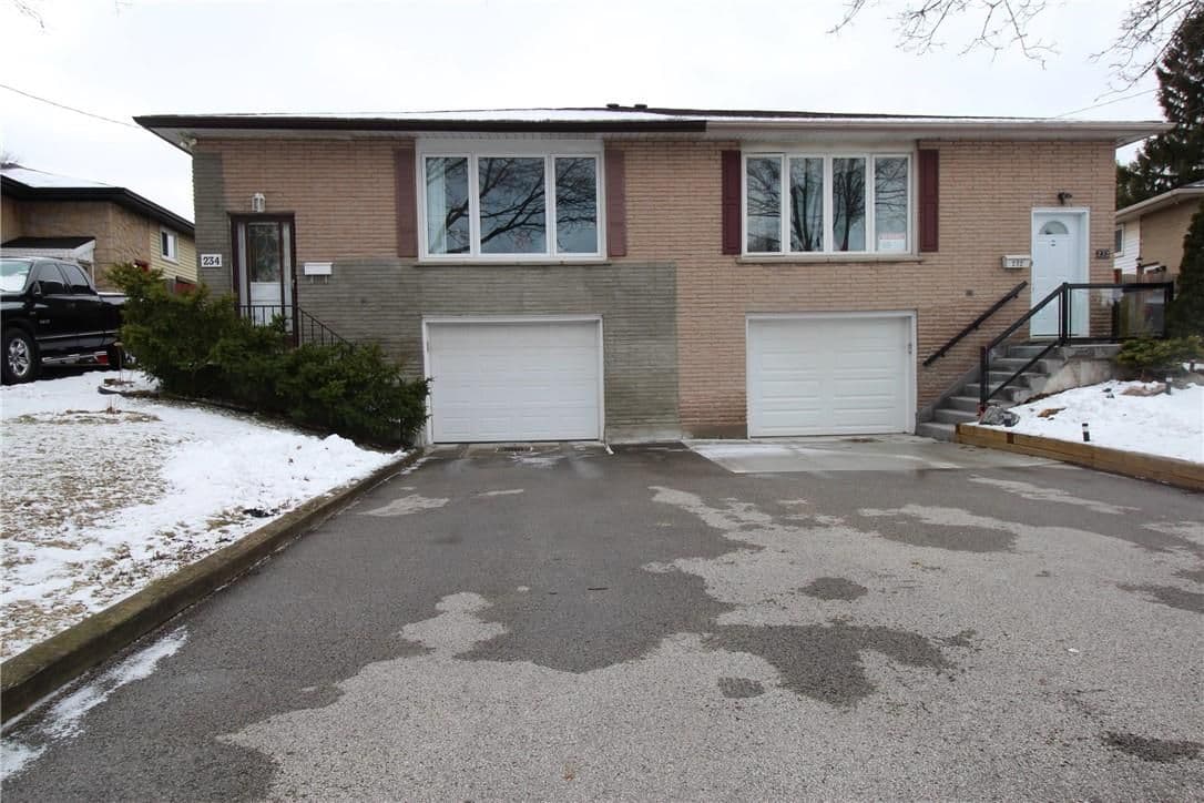 234 Greencedar Drive, Hamilton, ON L9C 6W6