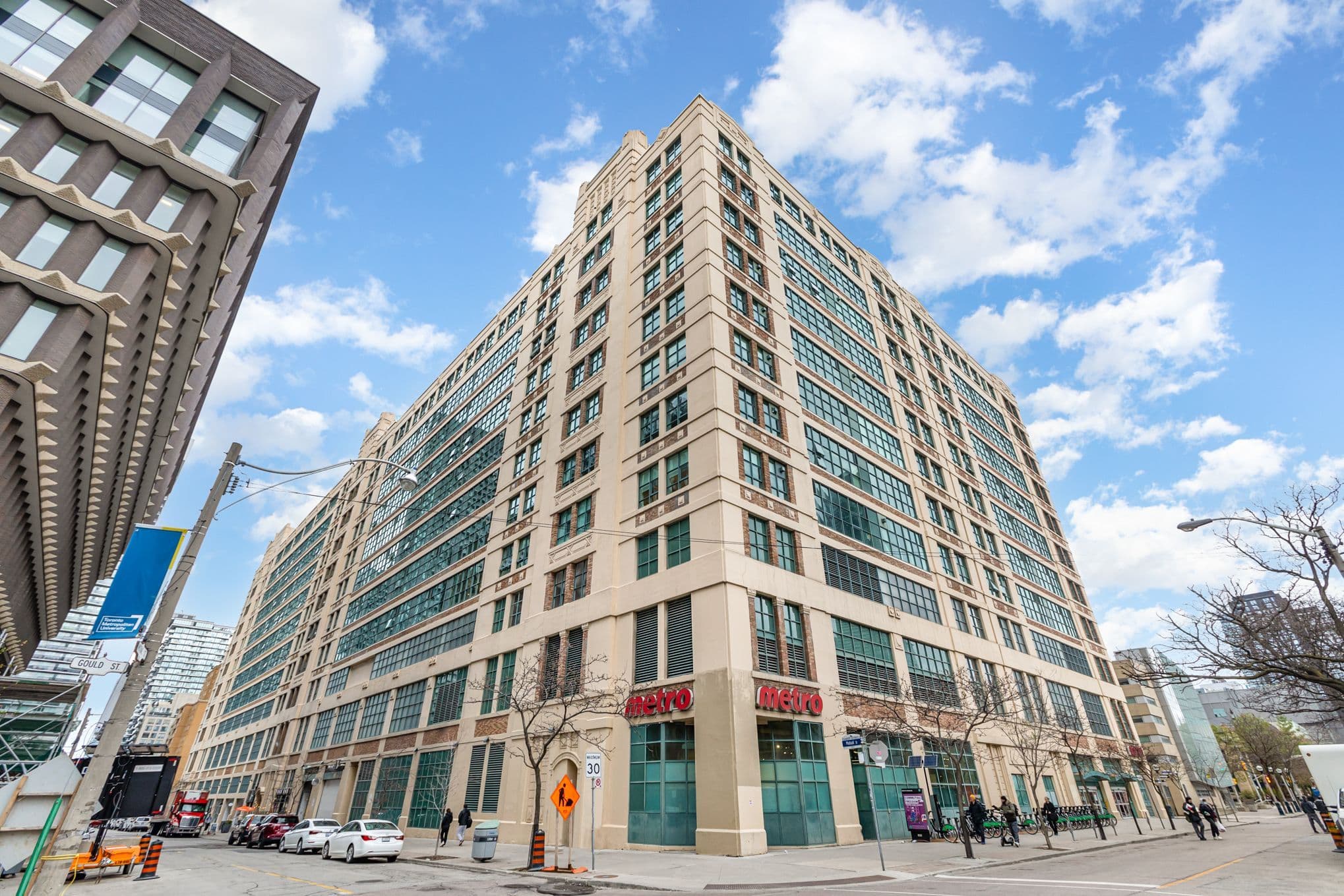 155 Dalhousie Street 961, Toronto C08, ON M5B 2P7