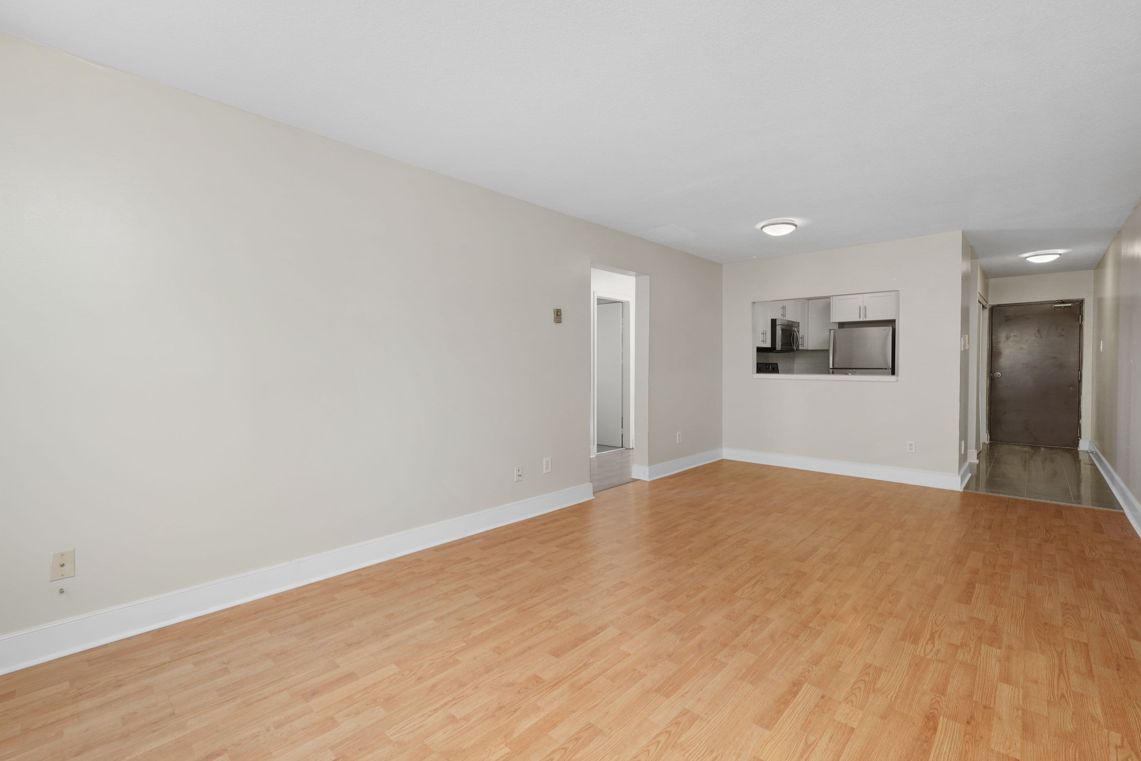 170 Grove Street E 102, Barrie, ON L4M 2P7