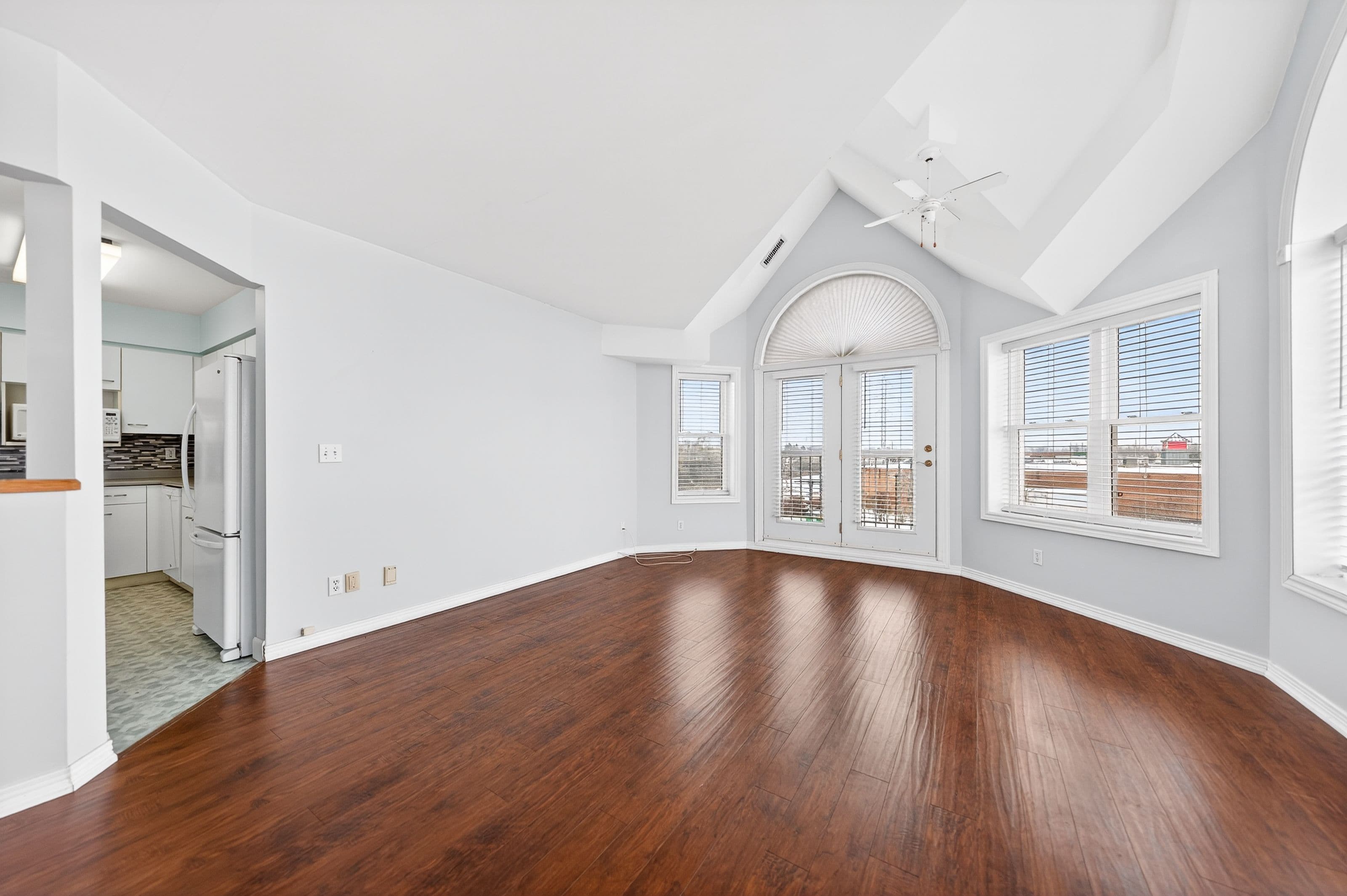 208 Silvercreek Parkway N 306, Guelph, ON N1H 8H2