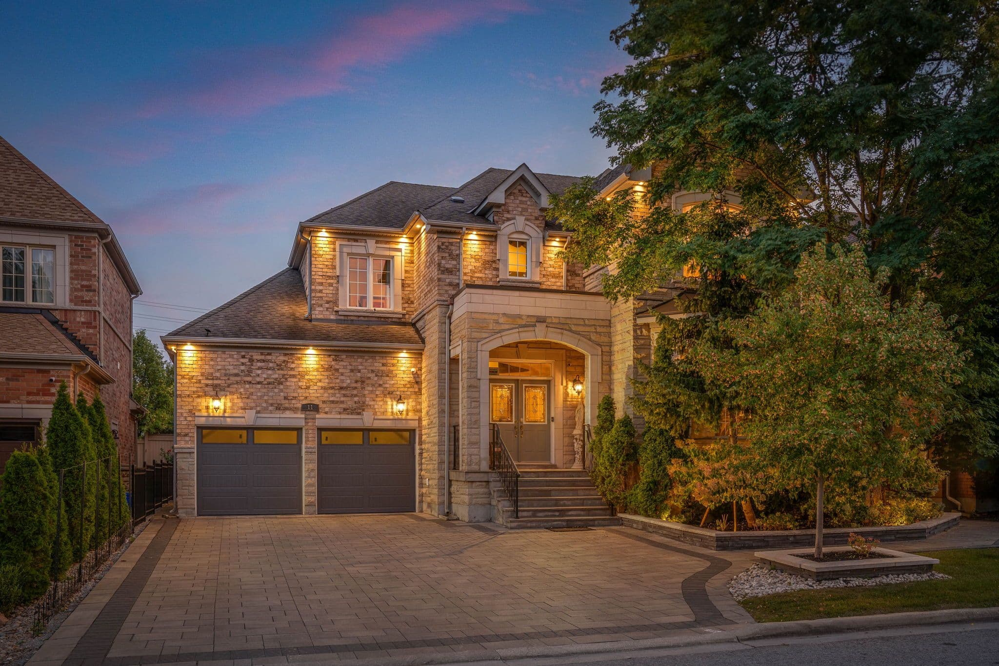 11 Beauvista Court, Vaughan, ON L4H 3G6