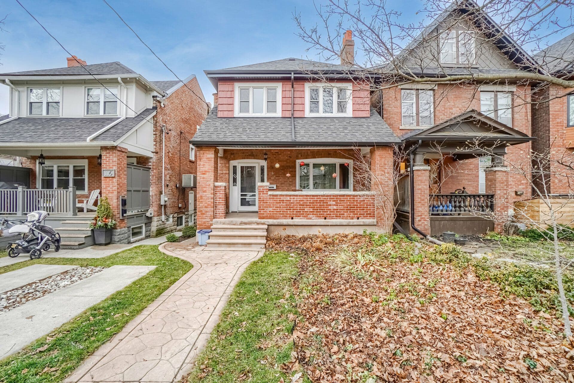 118 Mavety Street Lower, Toronto W02, ON M6P 2L9