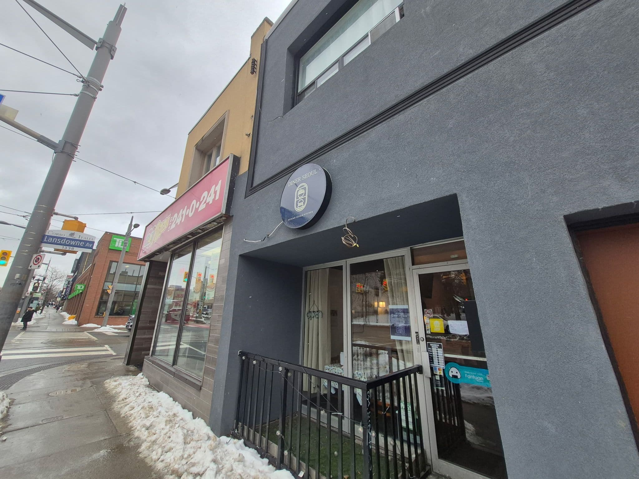 1351 St Clair Avenue W, Toronto W03, ON M6E 1C5