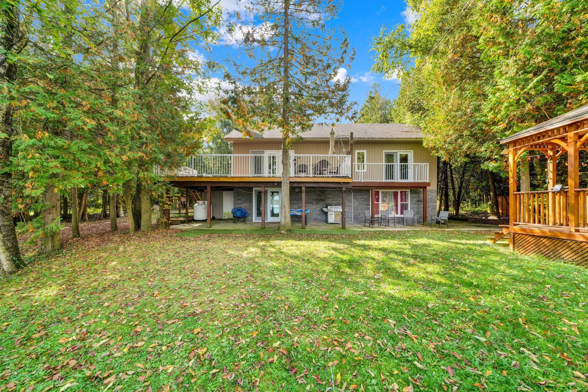 135 Browns Lane, Georgian Bluffs, ON N0H 2K0