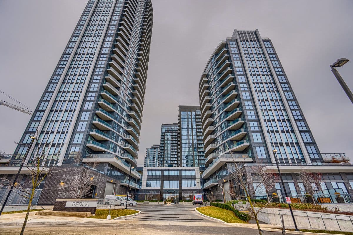 65 Watergarden Drive 201, Mississauga, ON L5R 0G9