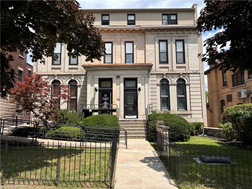 14 Duke Street, Hamilton, ON L8P 1X1