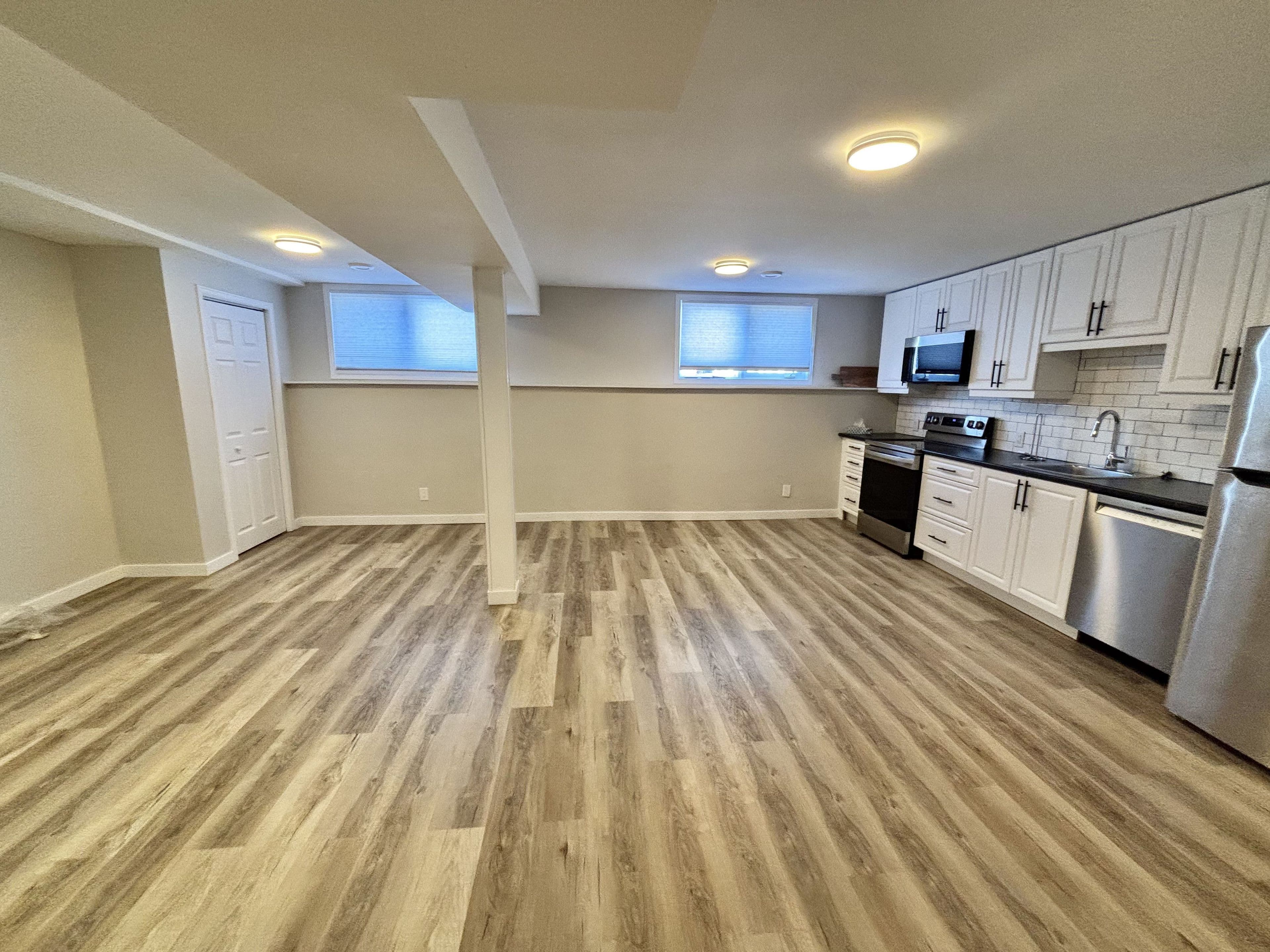 3 1st Avenue Lower, Prince Edward County, ON K0K 3L0