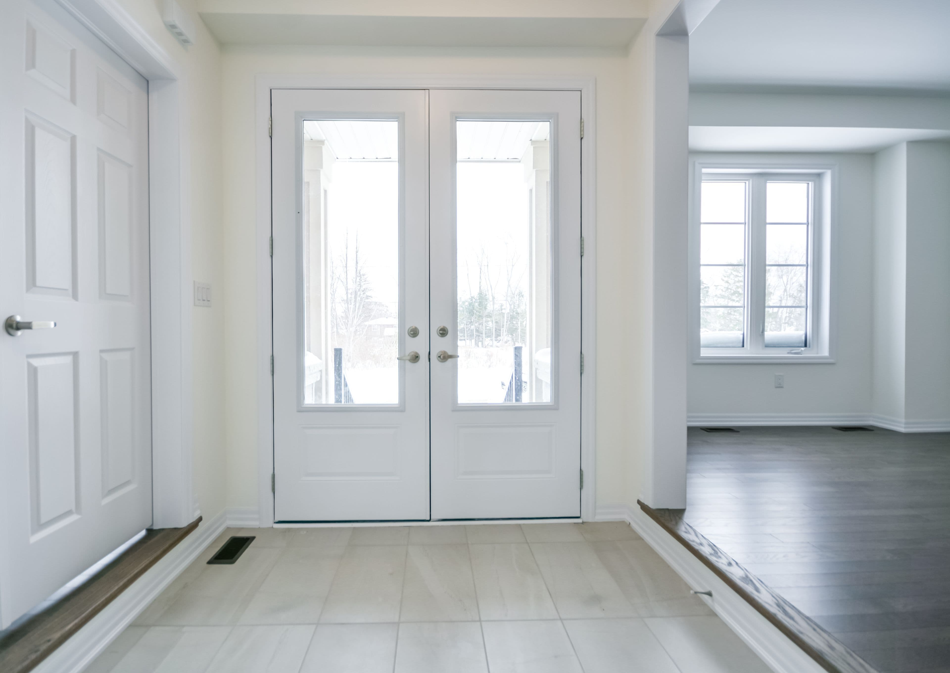 215 SUTHERLAND Street S, Clearview, ON L0M 1S0