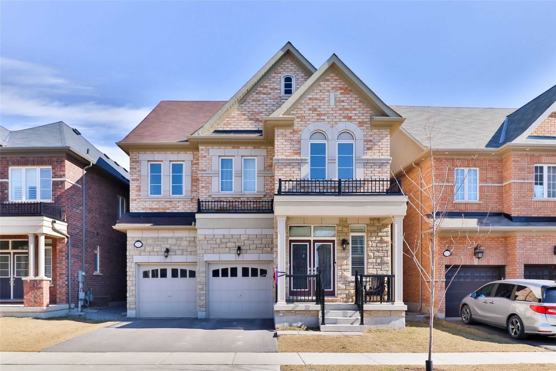 3270 Mintwood Circle, Oakville, ON L6H 0N7