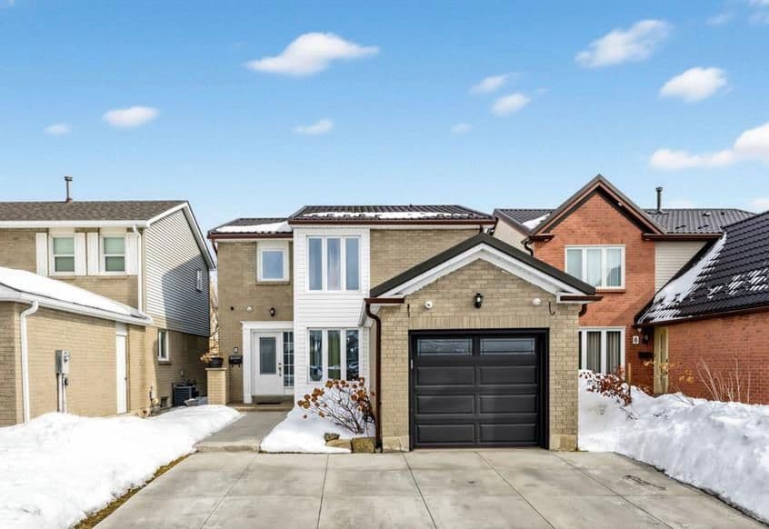 6 Nutmeg Street, Brampton, ON L6S 4A8