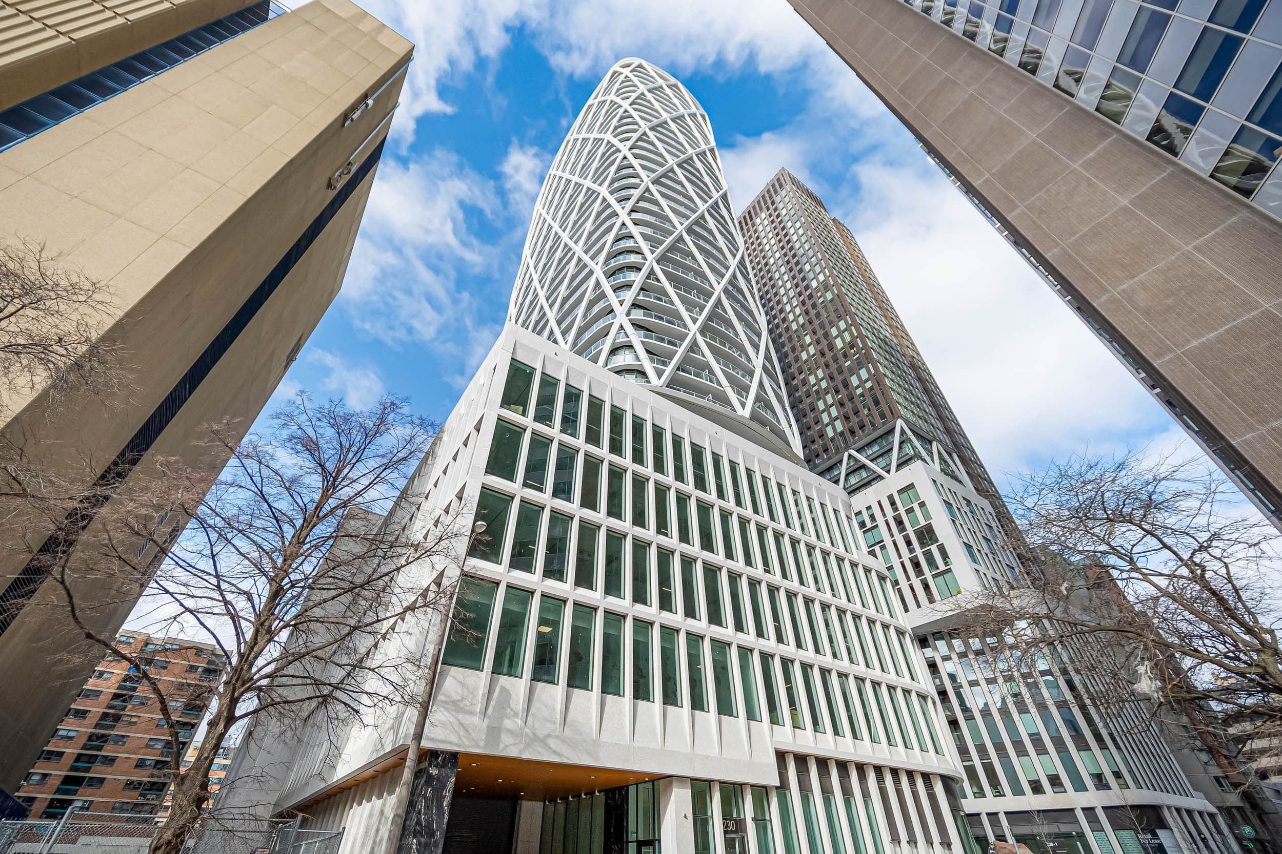 230 Simcoe Street 2619, Toronto C01, ON M5T 0G7