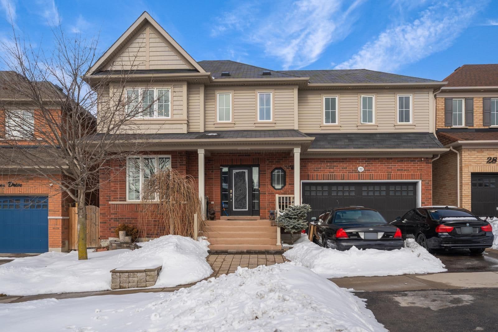 22 Northern Dancer Drive, Oshawa, ON L1L 0A9