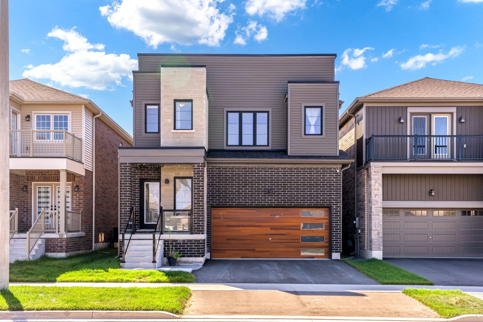 61 Wheatfield Road, Barrie, ON L9J 0T4