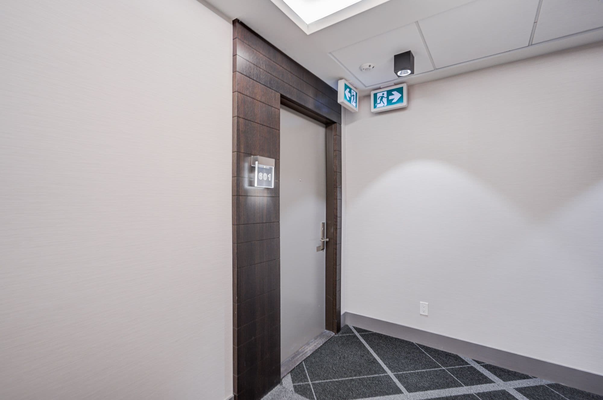 15 Merchants' Wharf N/A 601, Toronto C08, ON M5A 0N8