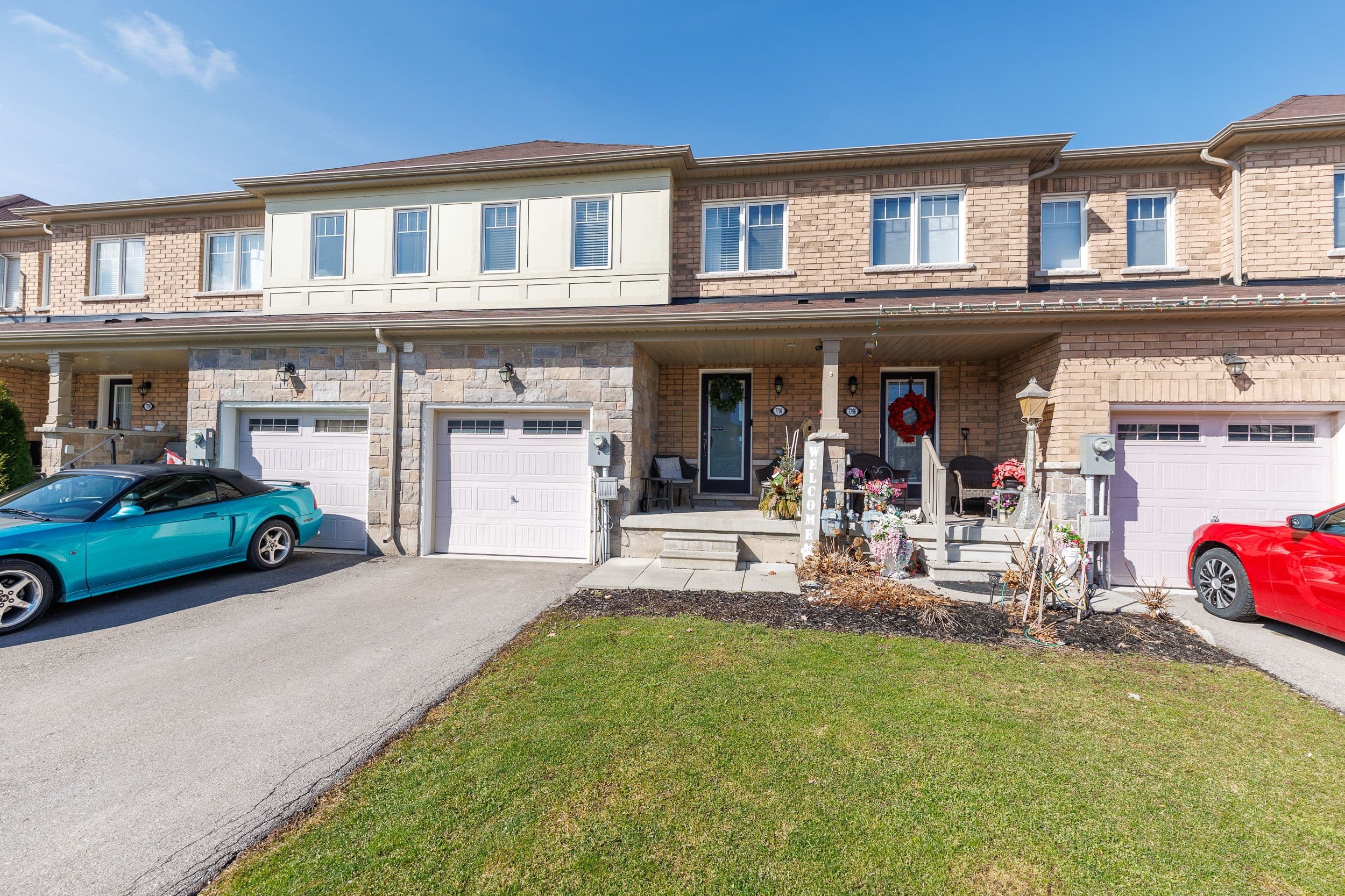 7794 White Pine Crescent, Niagara Falls, ON L2H 3R4