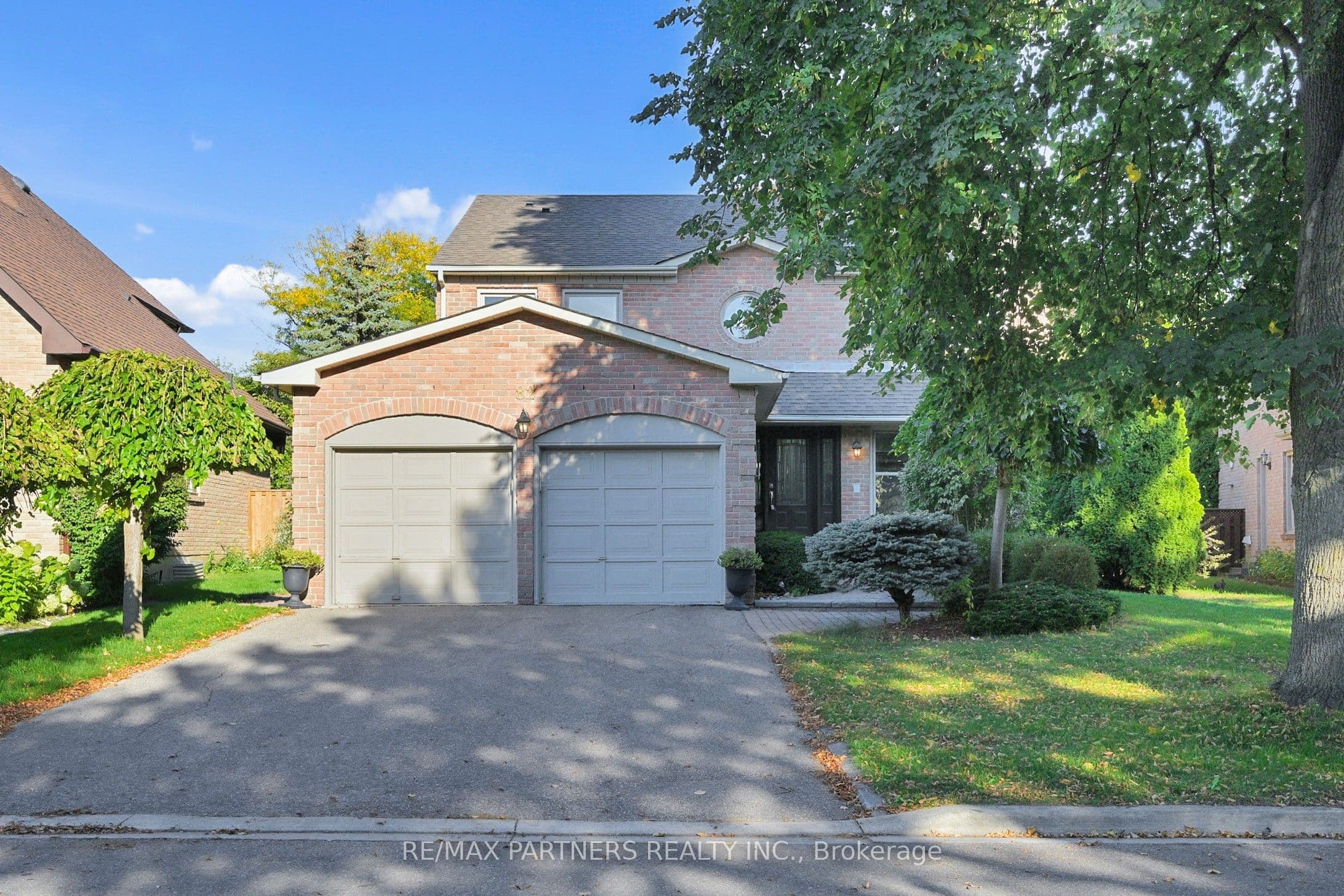 82 Ferndell Circle, Markham, ON L3R 3Y8
