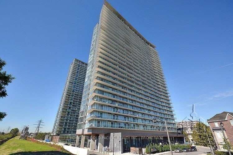 105 The Queensway Avenue 806, Toronto W01, ON M6S 5B5