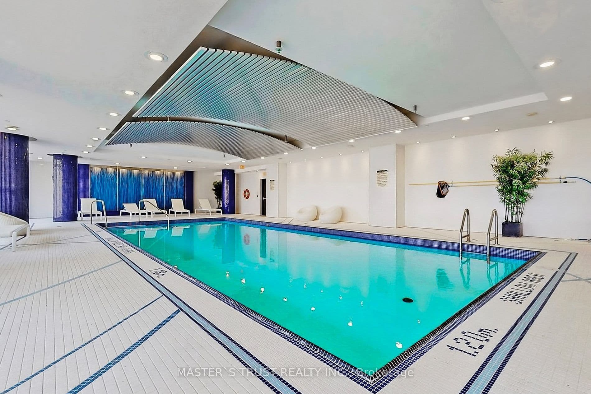 5168 Yonge Street 217, Toronto C07, ON M2N 0G1