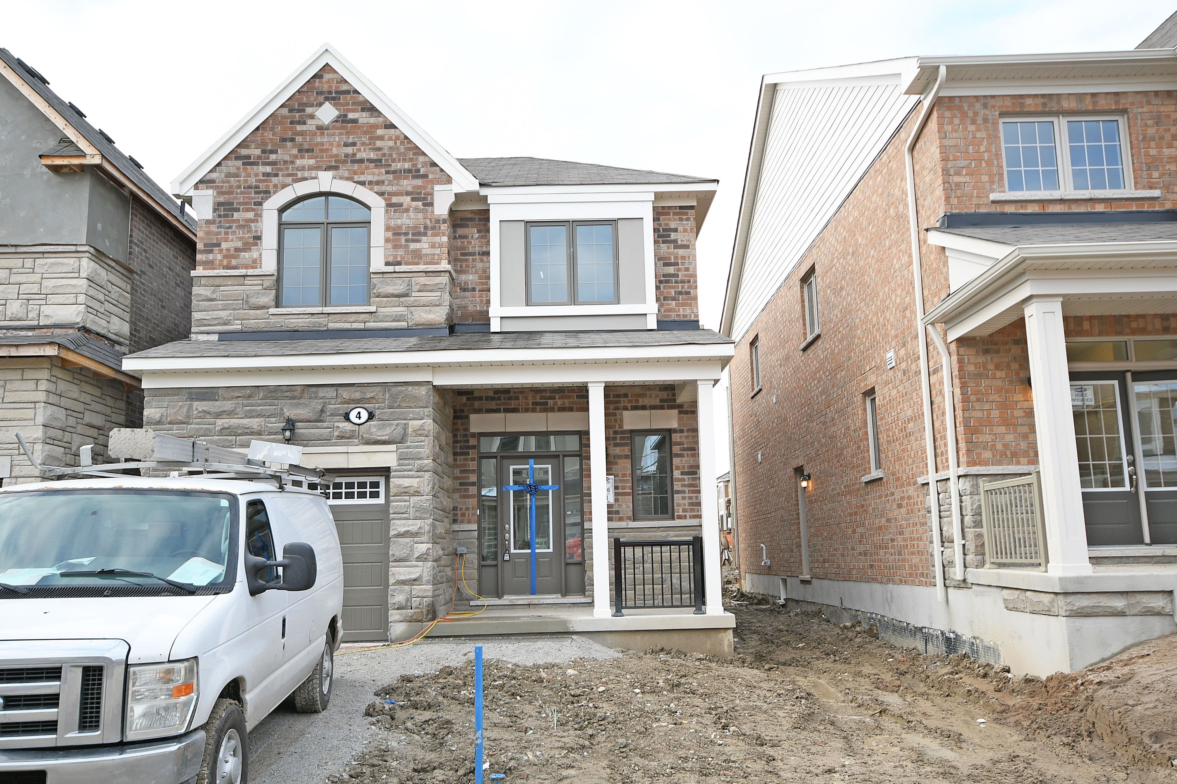 4 Salt Creek Terrace, Caledon, ON L7C 4J1