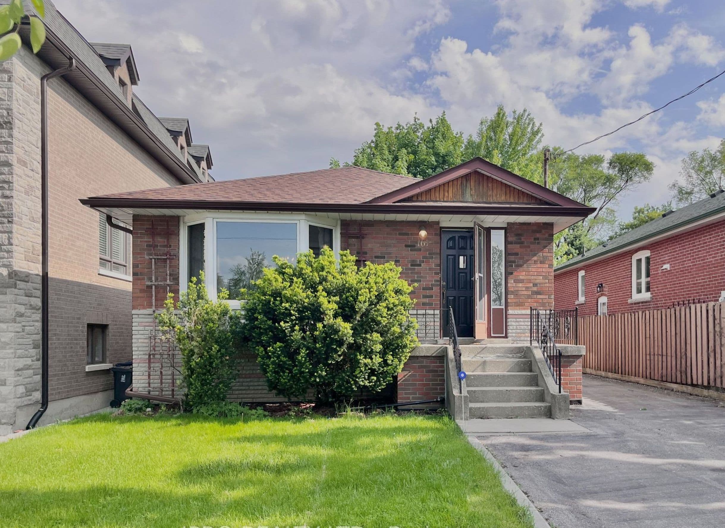167 Churchill Avenue Bsmt, Toronto C07, ON M2N 1Z3