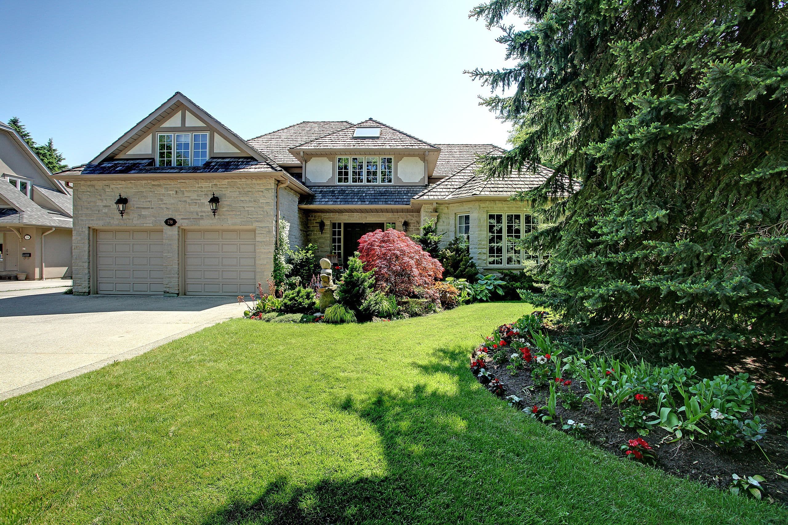 238 Elton Park Road, Oakville, ON L6J 4C1