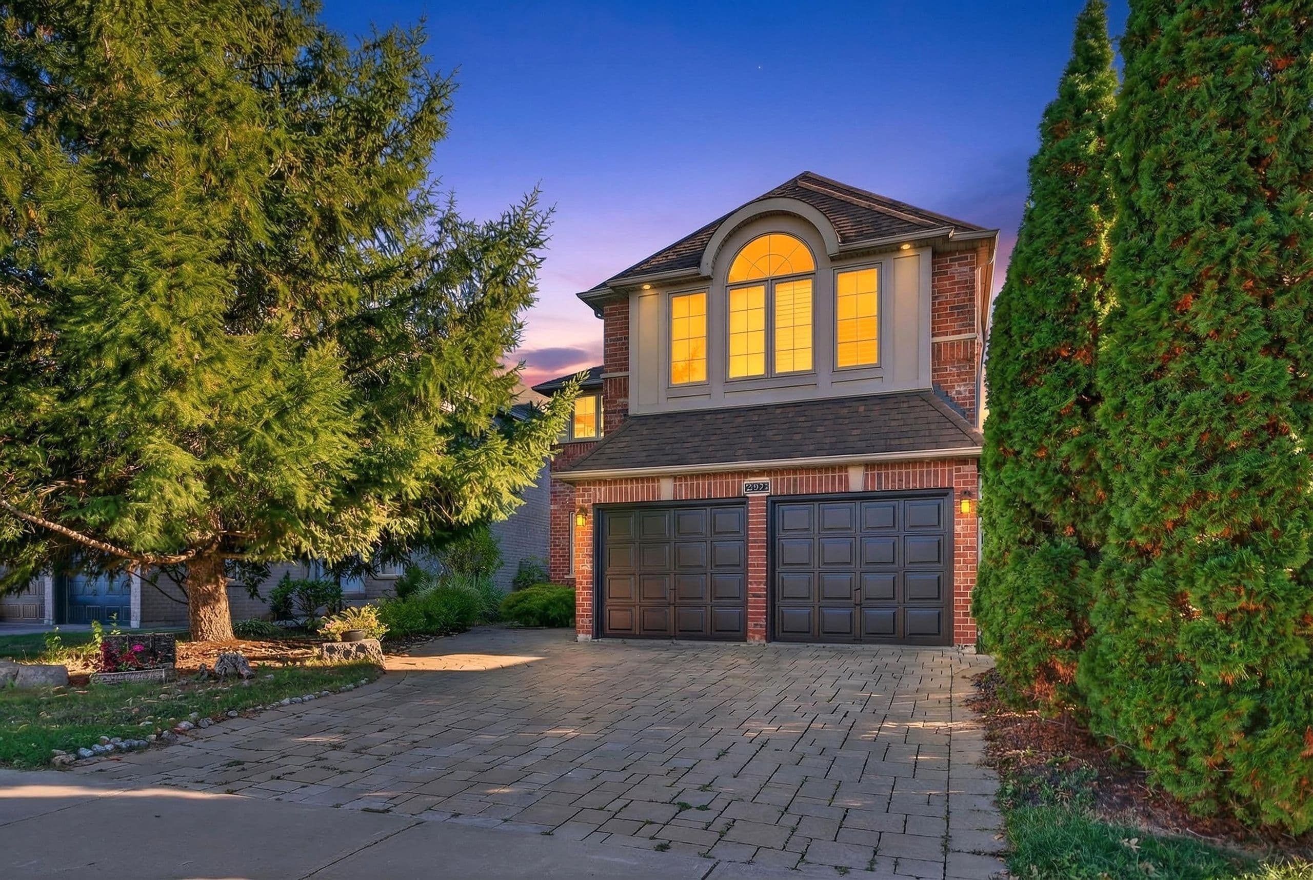 446 Silken Laumann Drive, Newmarket, ON L3X 2H9