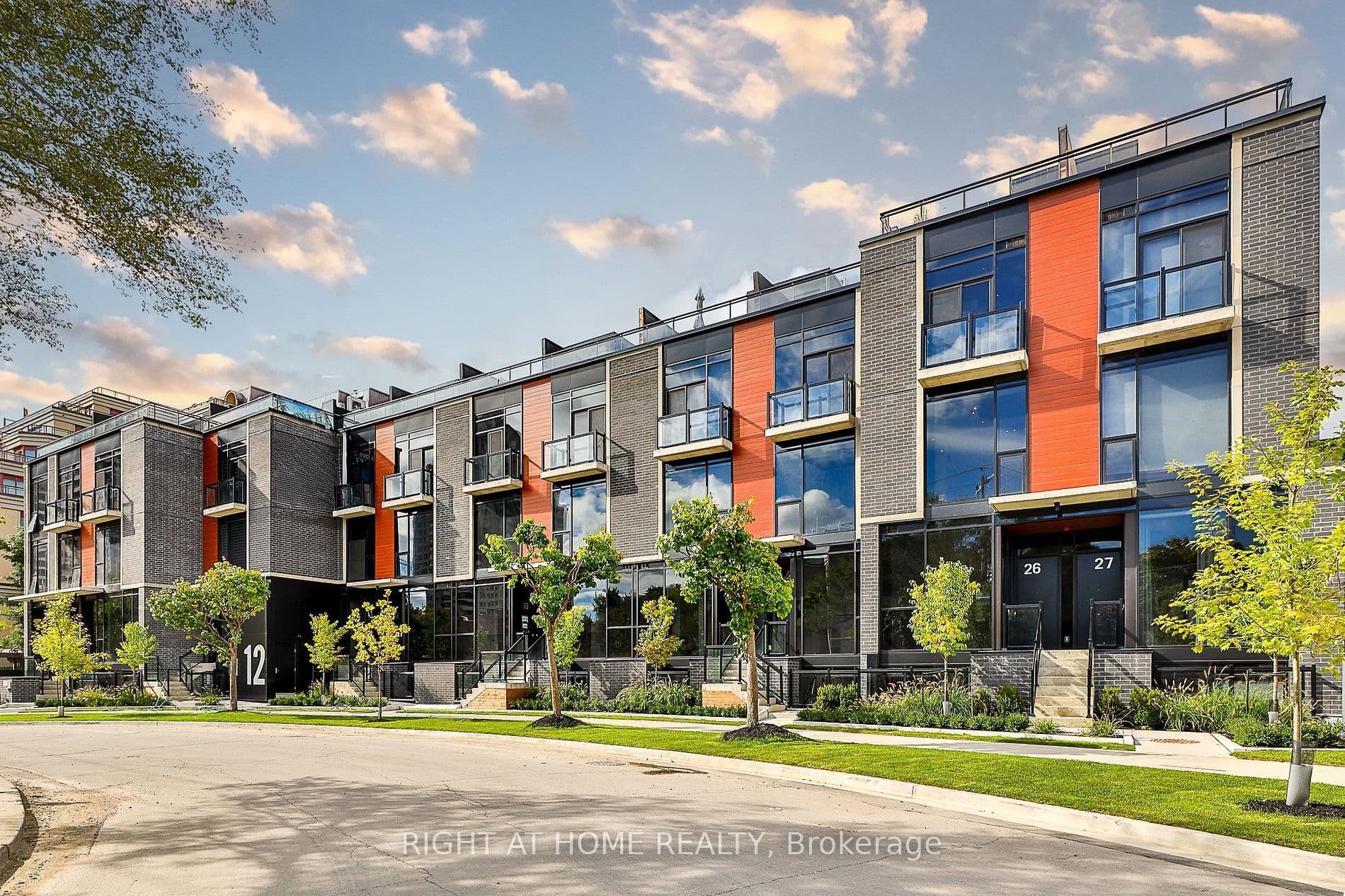 12 Dervock Crescent 17, Toronto C15, ON M2K 1A7