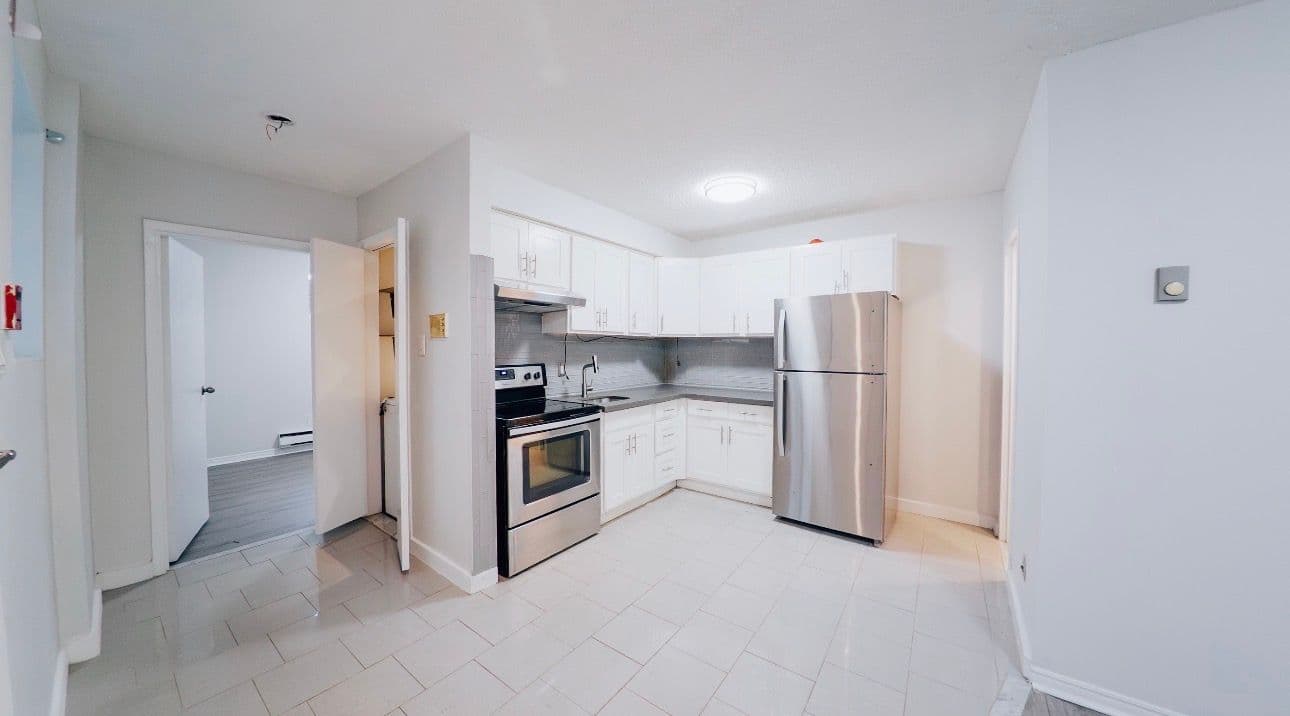 120 Spencer Avenue 2, Toronto W01, ON M6K 2J6