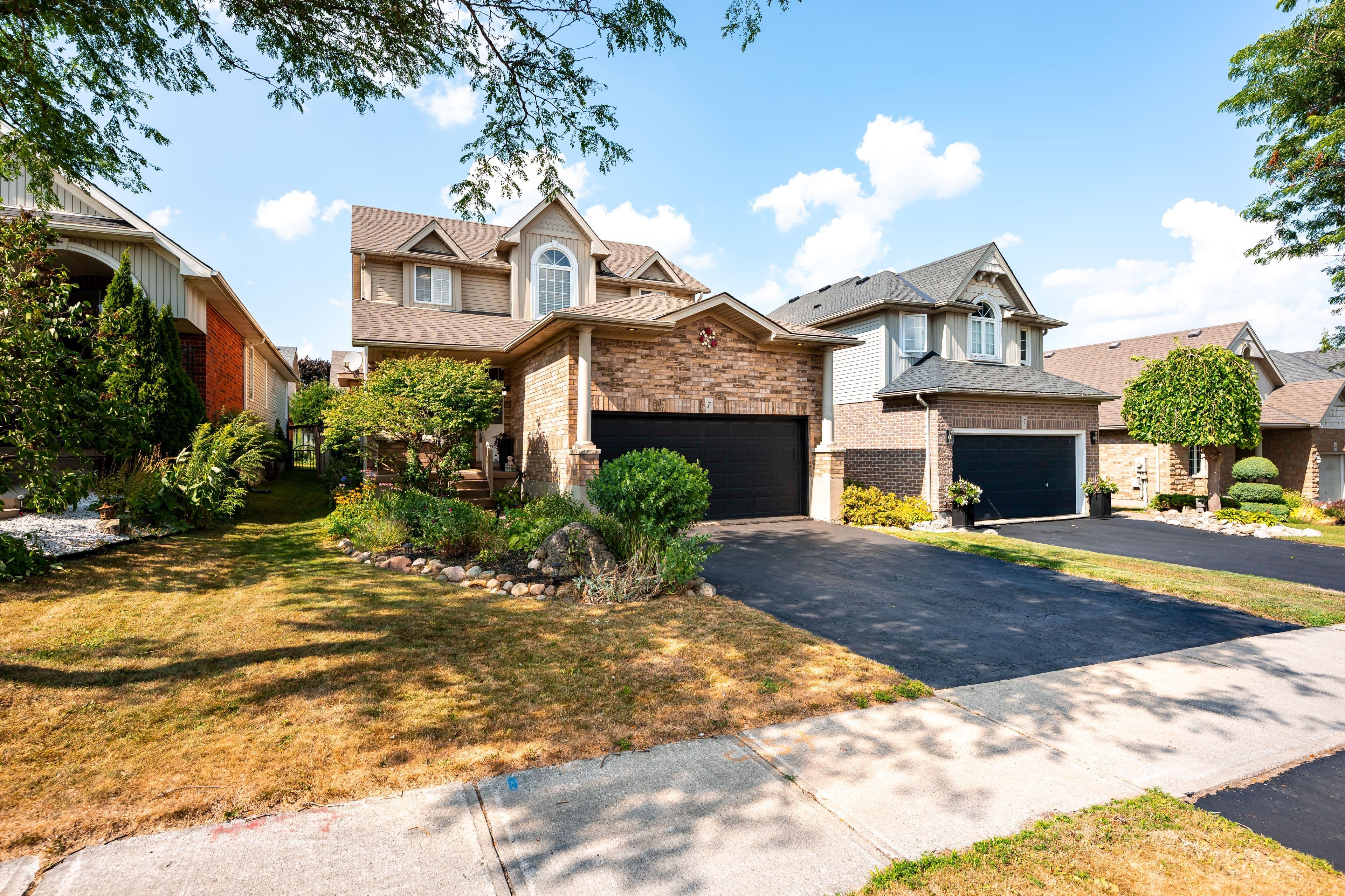 7 Rose Street, Orangeville, ON L9W 5C5