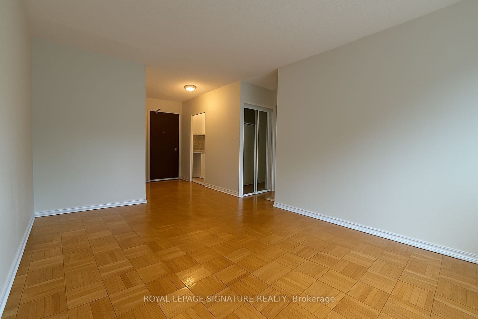 990 Avenue Road 107, Toronto C03, ON M5P 2K8