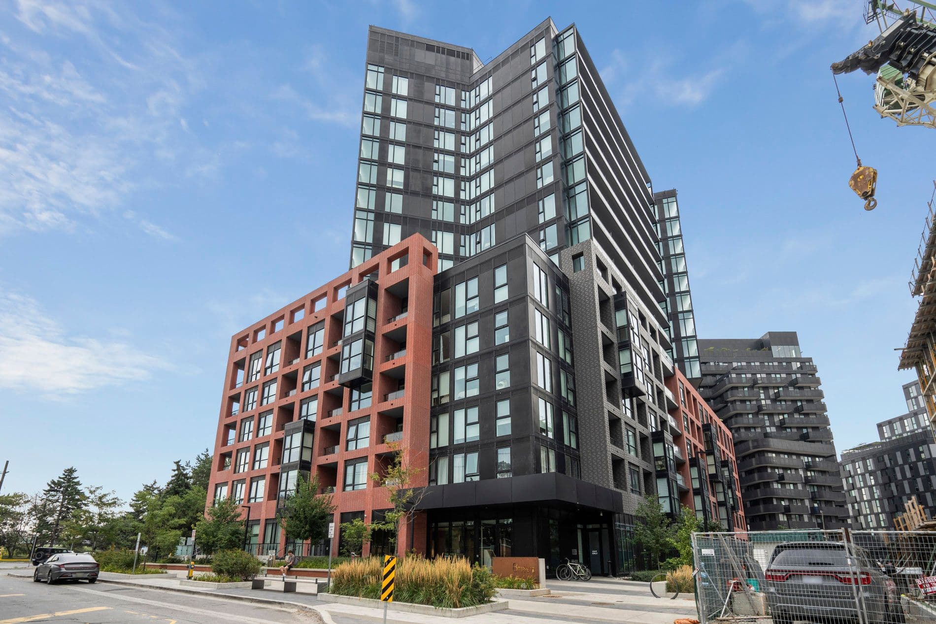 8 Tippett Road 809, Toronto C06, ON M3H 0E7