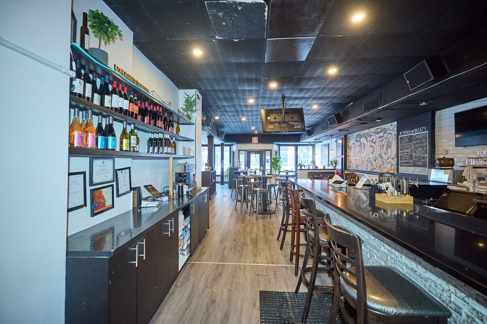 24 St. Paul Street, St. Catharines, ON L2R 7L4