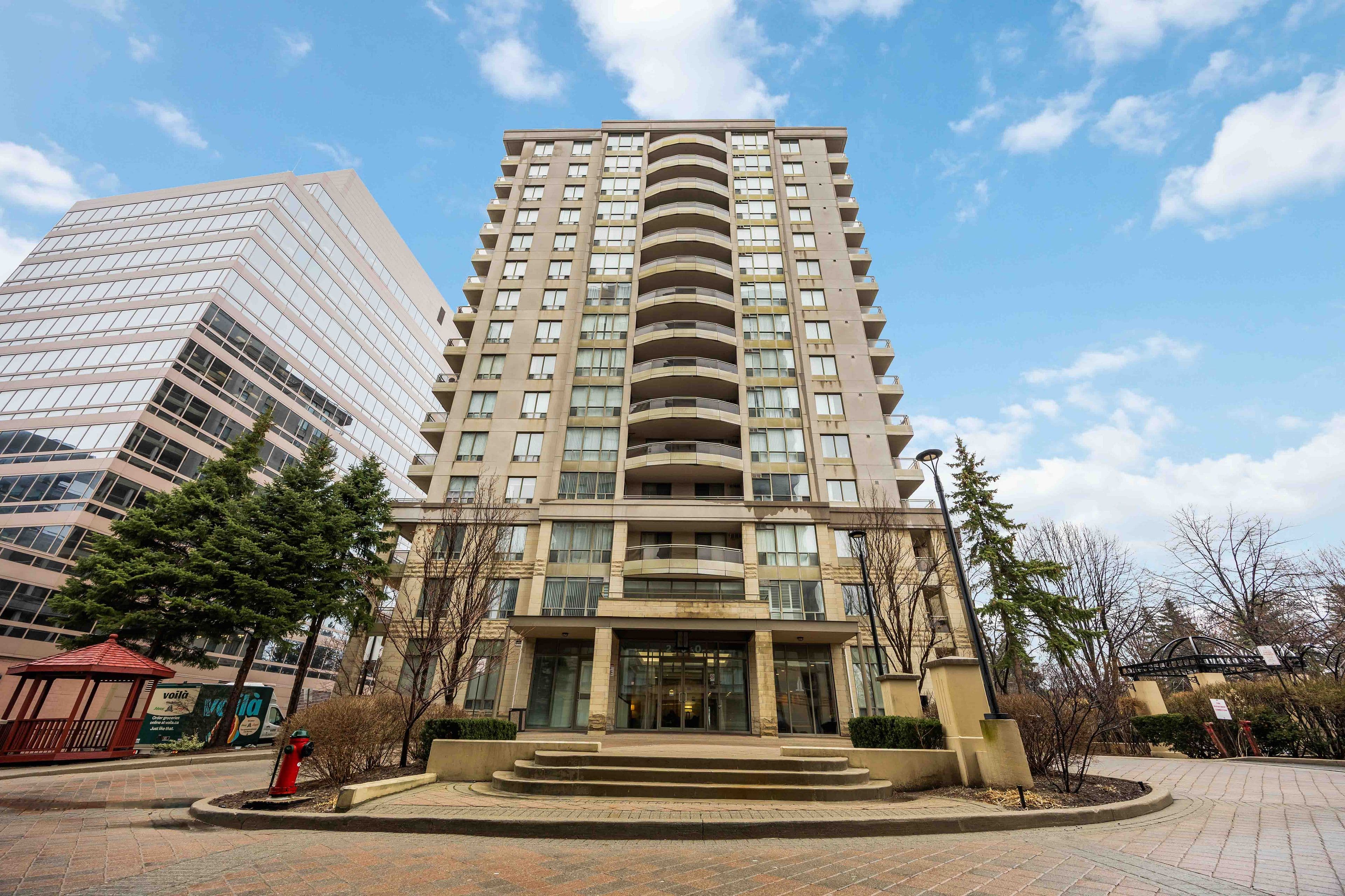 260 Doris Avenue 1003, Toronto C14, ON M2N 6X9