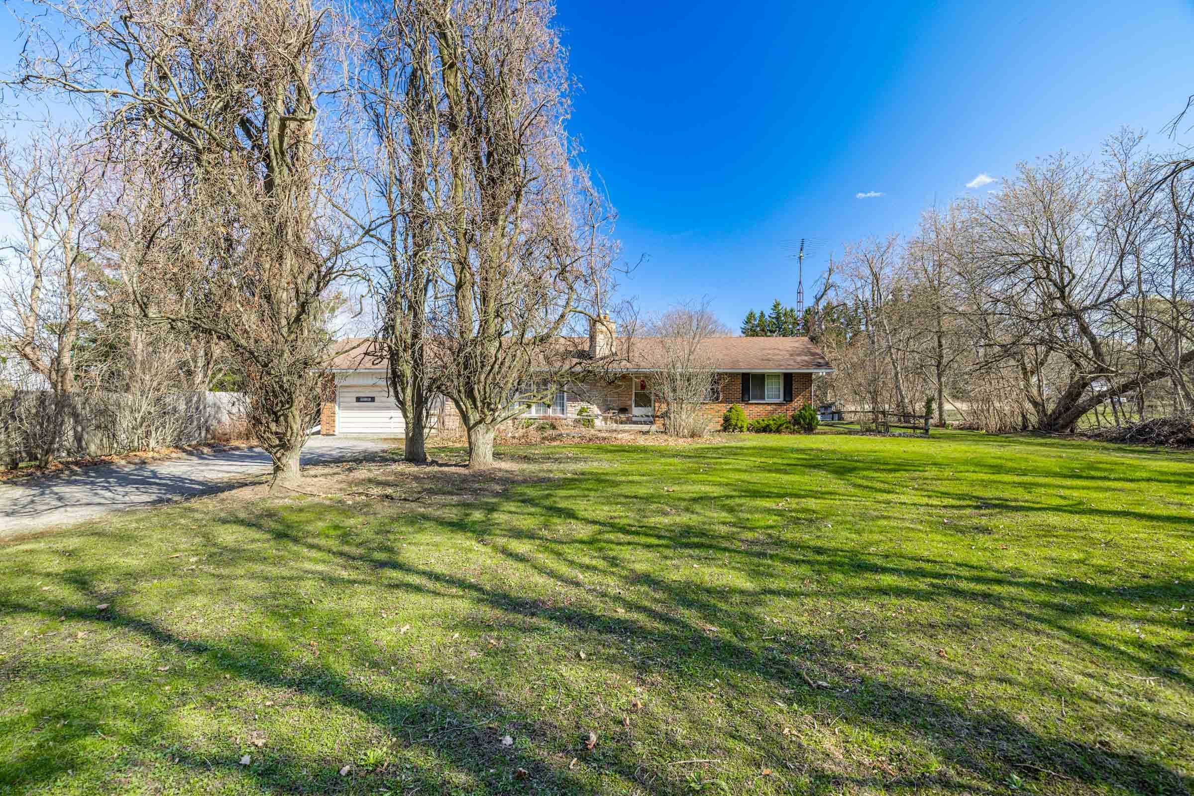 2739 Embleton Road, Brampton, ON L6Y 0E8