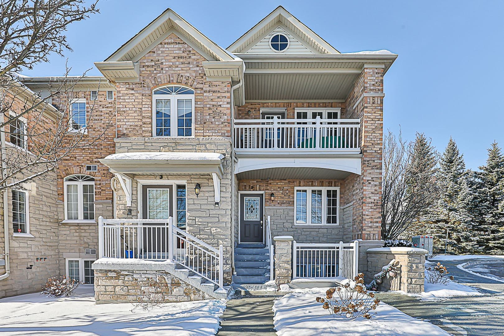 520 Silken Laumann Drive 2, Newmarket, ON L3X 2S7