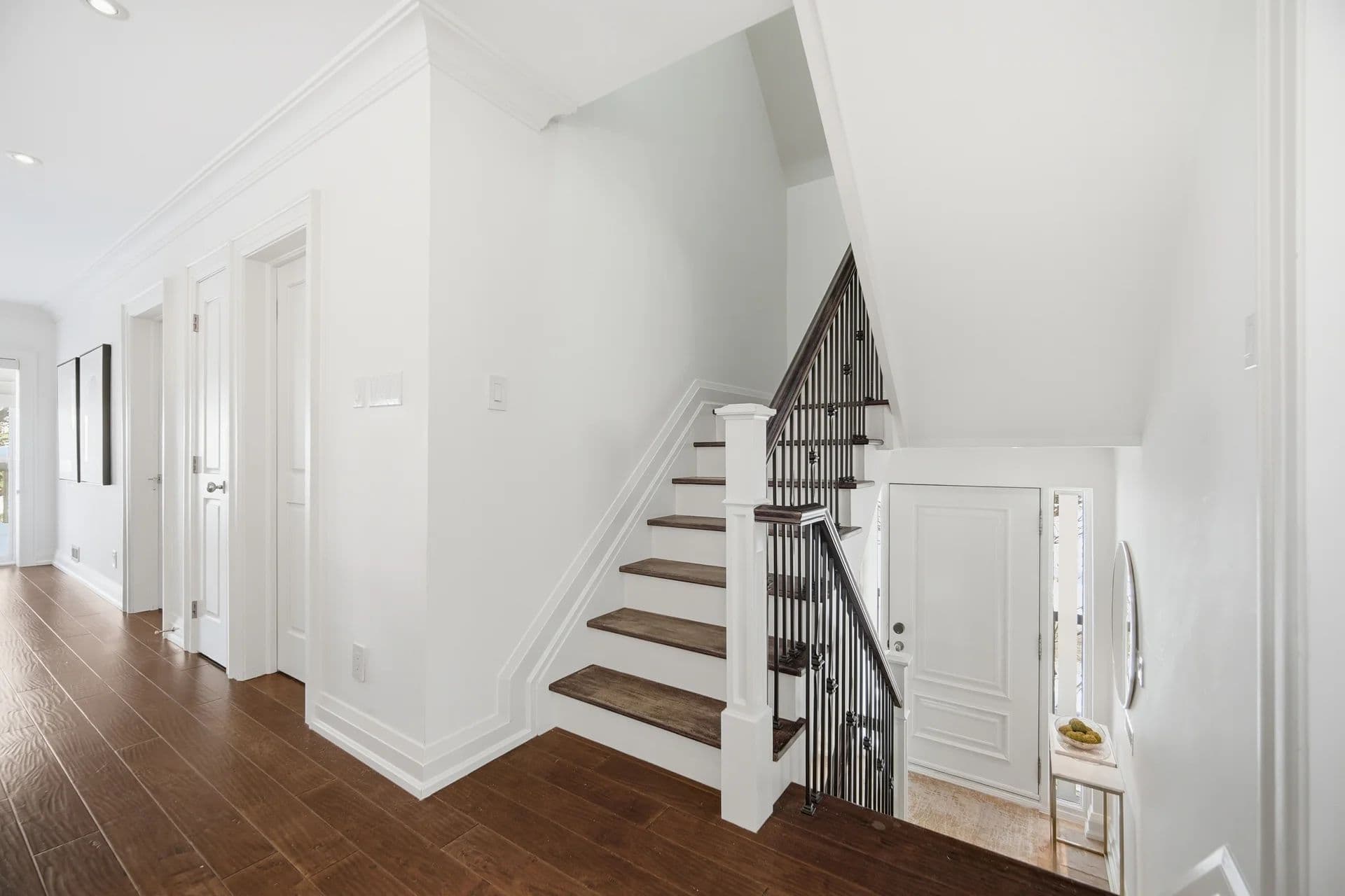 12 Walford Road, Toronto W08, ON M8X 2P1