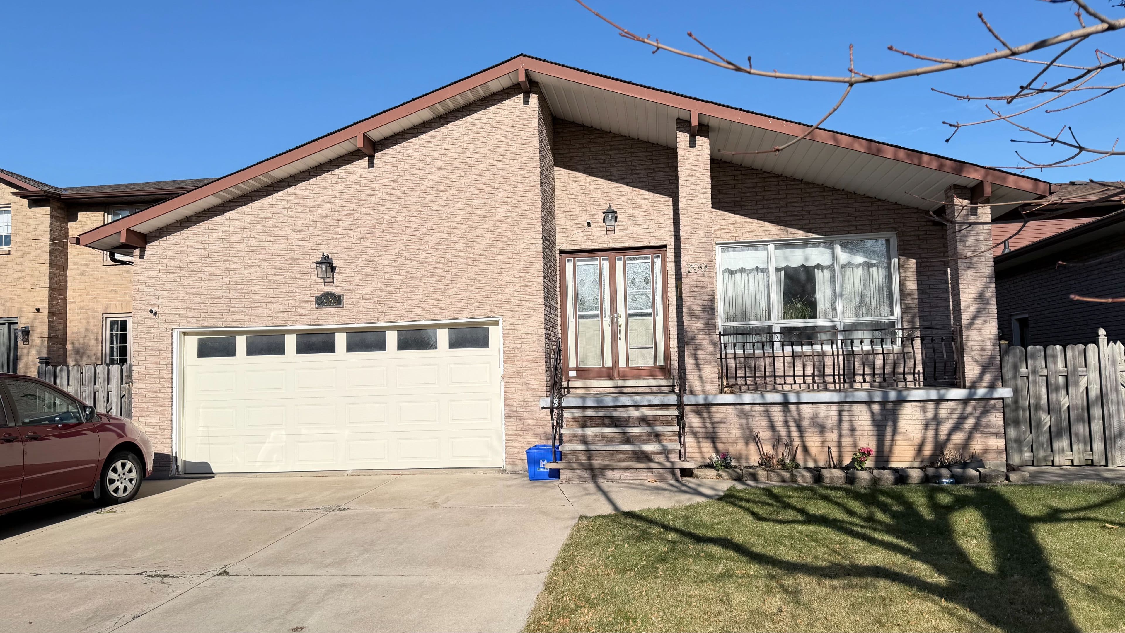 299 Hemlock Avenue lower, Hamilton, ON L8E 4M2
