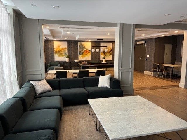 470 Dundas Street E 1009, Hamilton, ON L8B 2A6