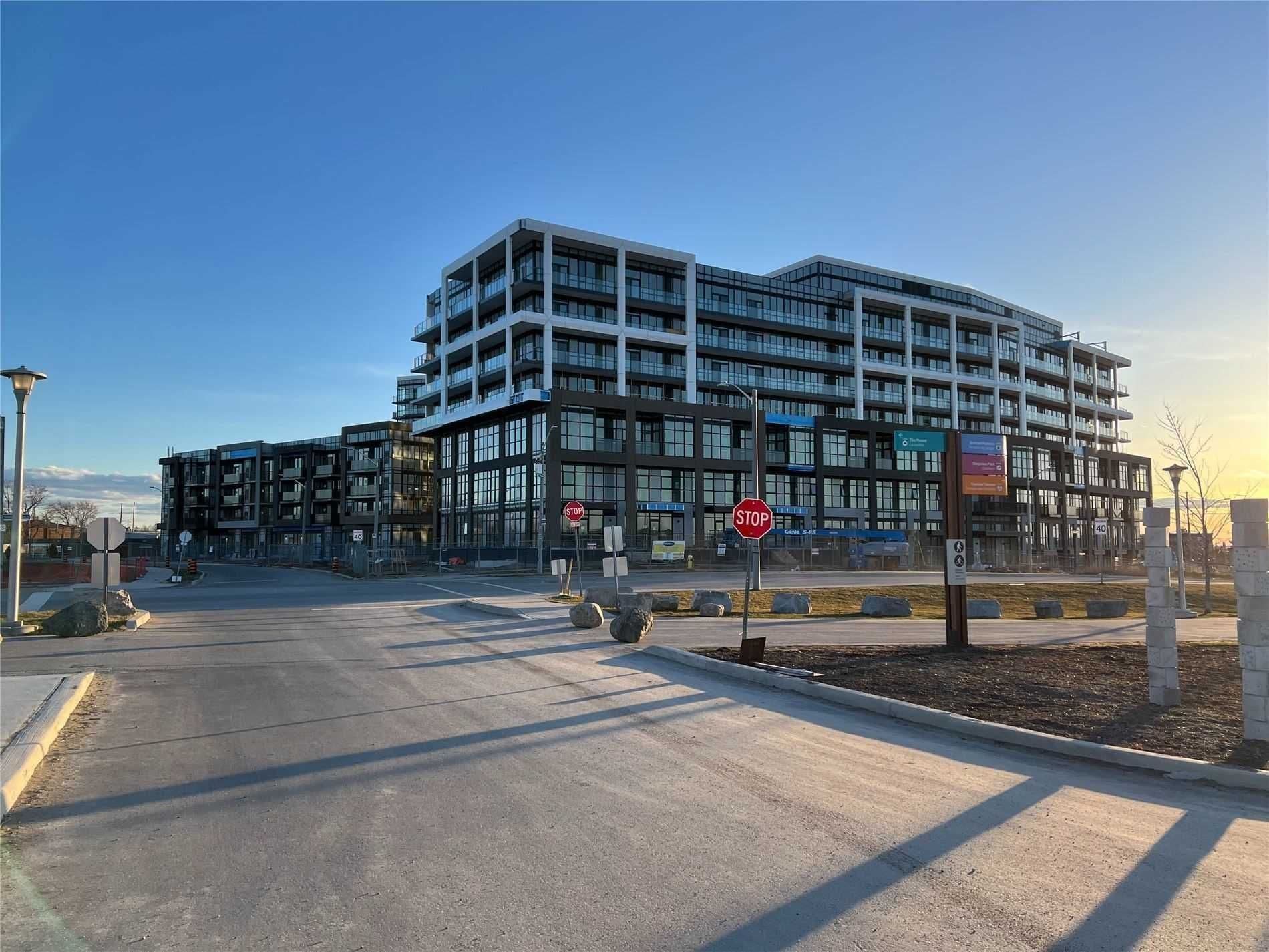 60 George Butchart Drive 417, Toronto W05, ON M3K 0E1