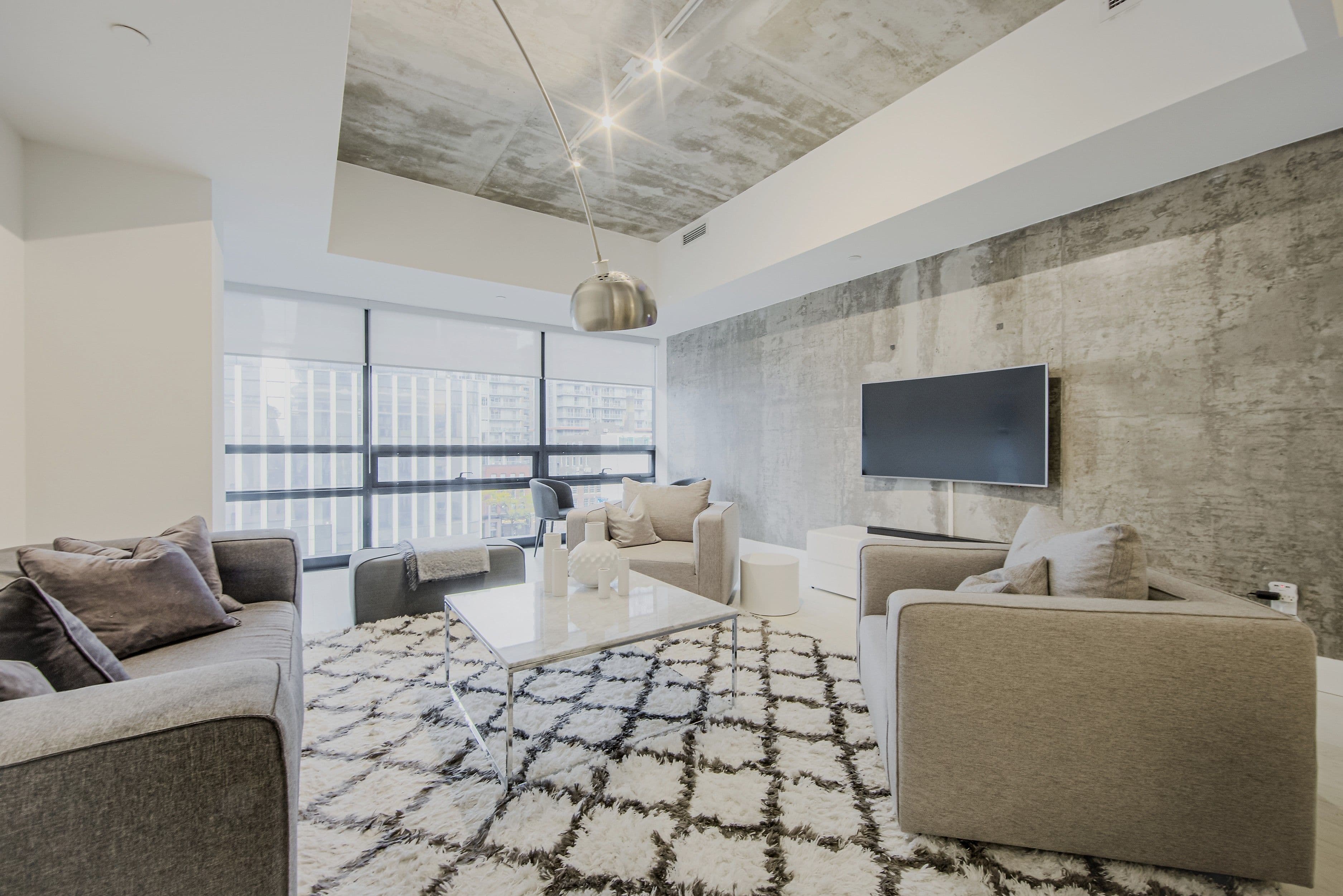 224 King Street W 501, Toronto C01, ON M5V 1H8