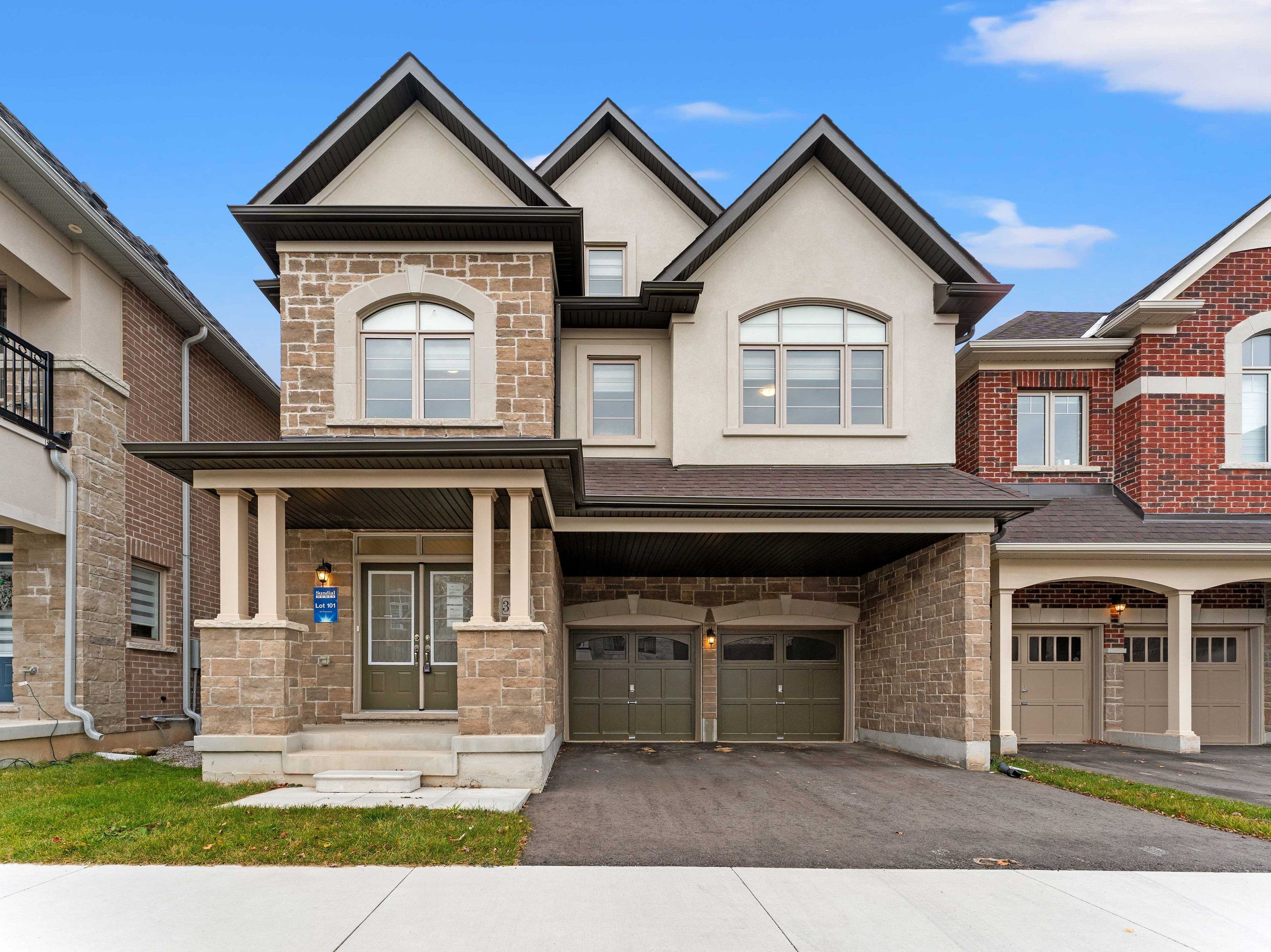 3909 Koenig Road E, Burlington, ON L7M 0Z9