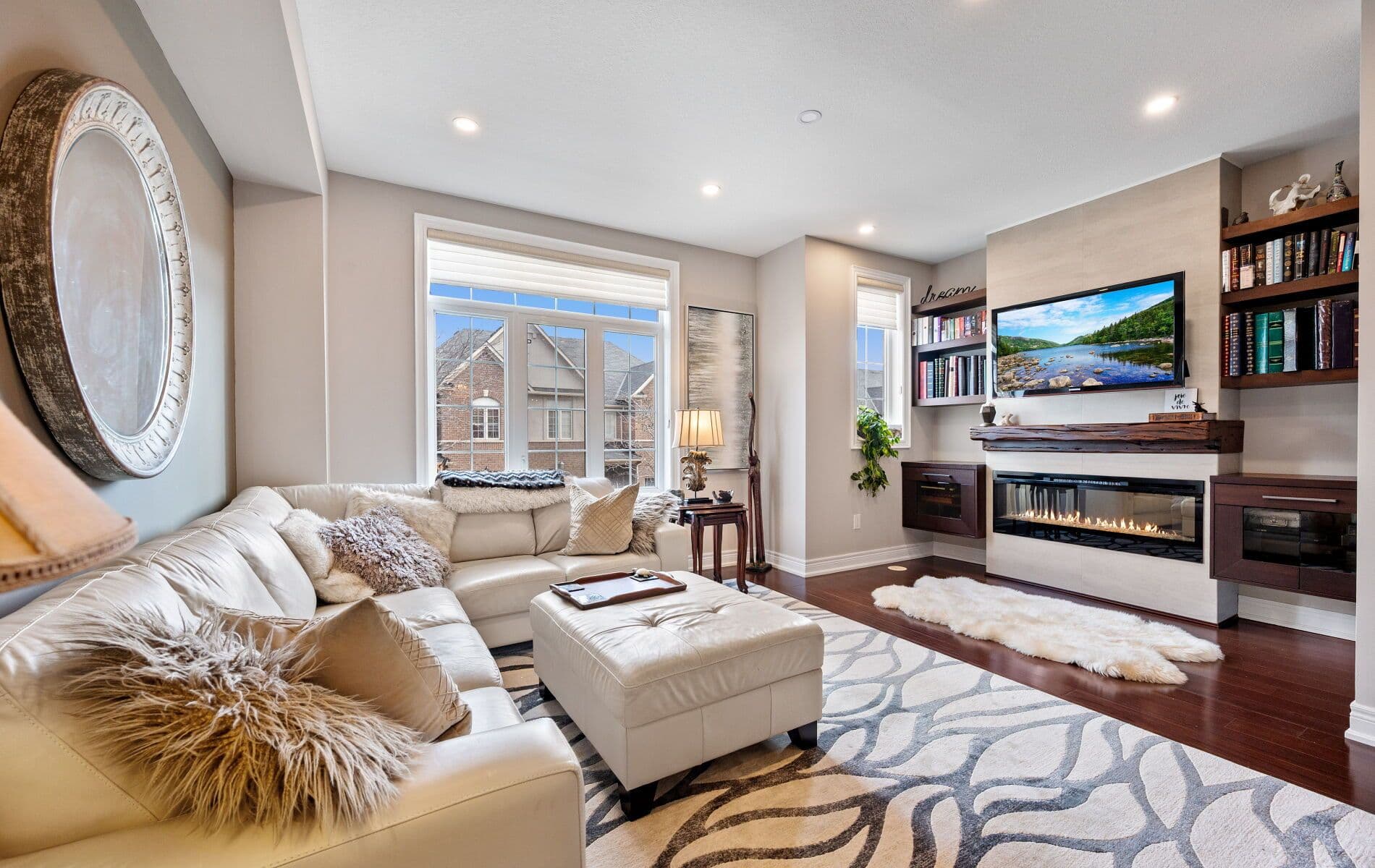 5988 Turney Drive 19, Mississauga, ON L5M 0S5