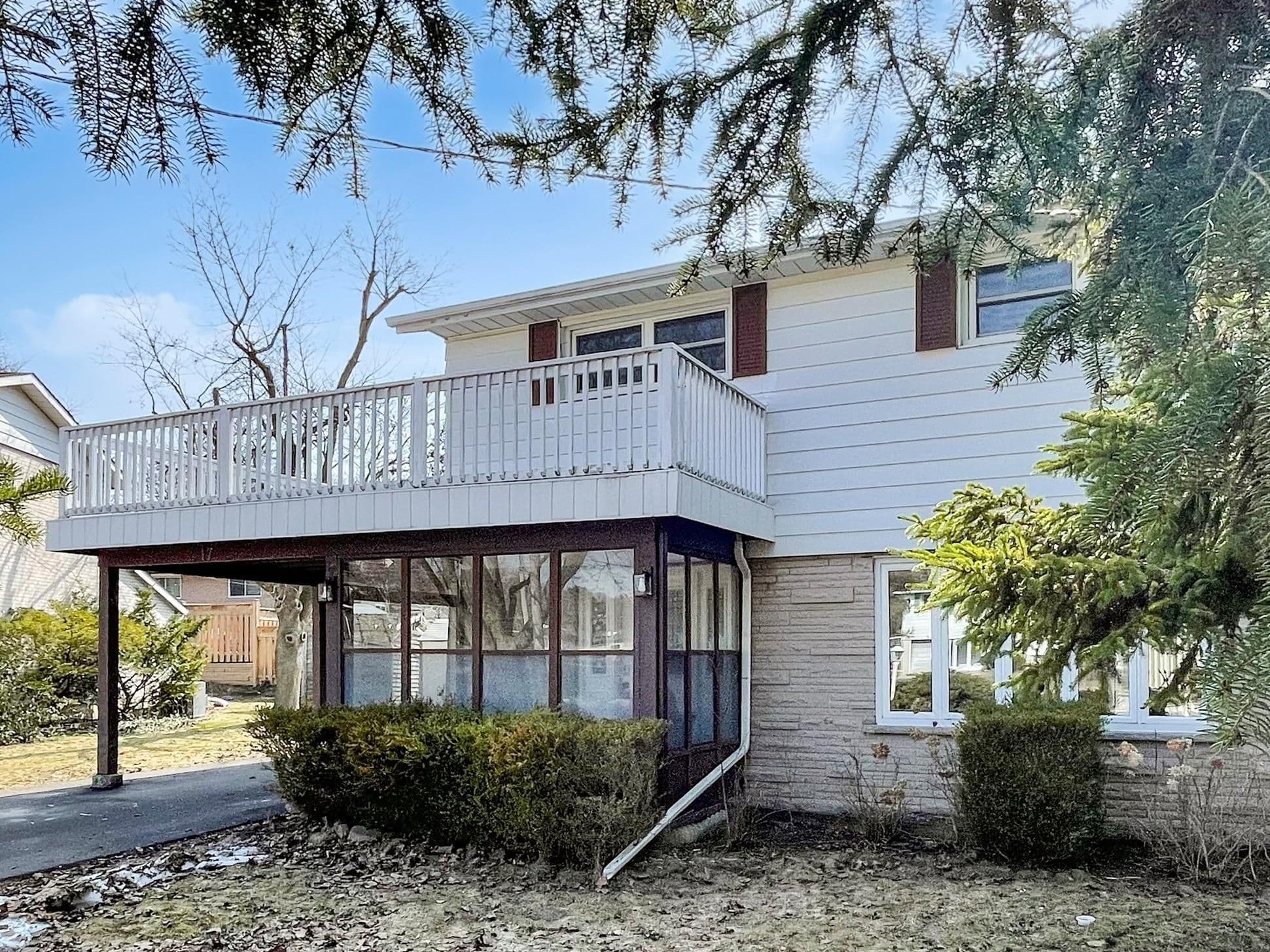 17 Ferbane Place, Toronto C15, ON M2J 1Y7