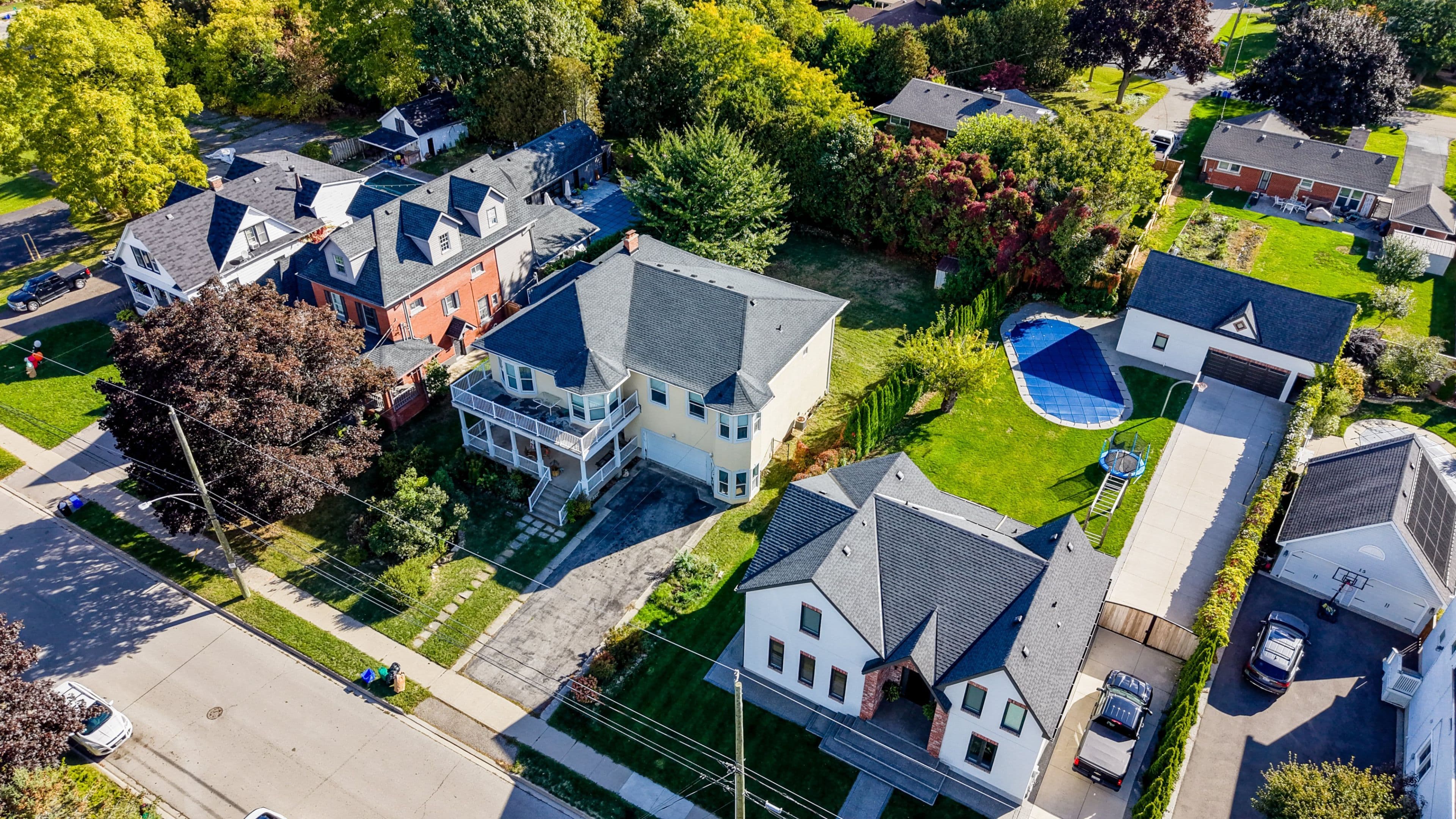 7 Robinson Street S, Grimsby, ON L3M 3C5